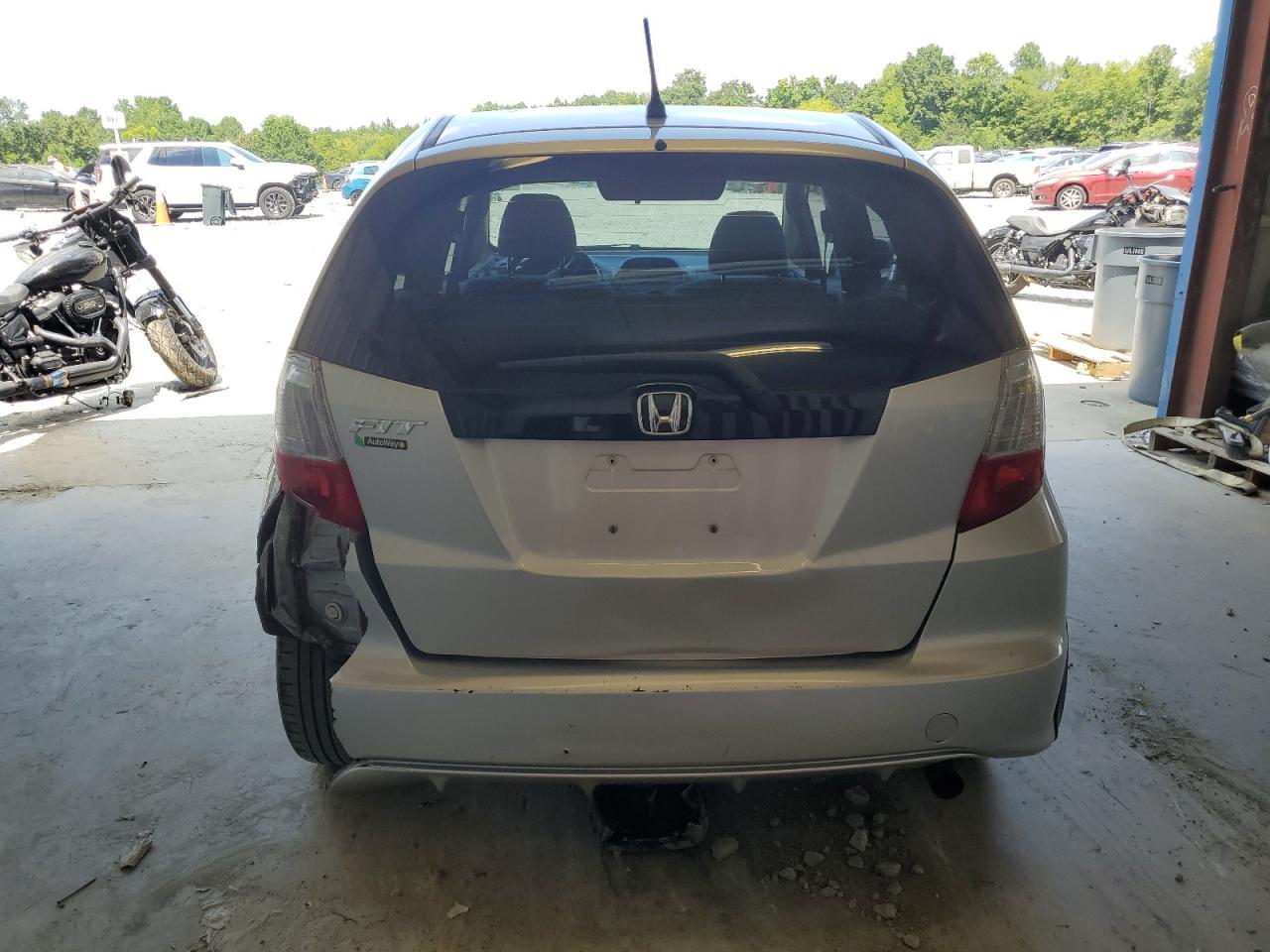 2013 Honda Fit - Фото 6