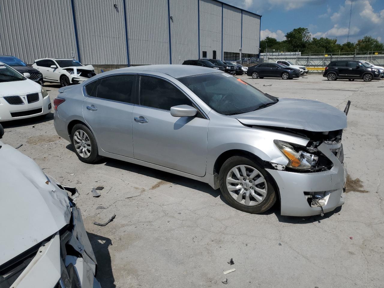 2014 Nissan Altima 2.5 - Фото 4