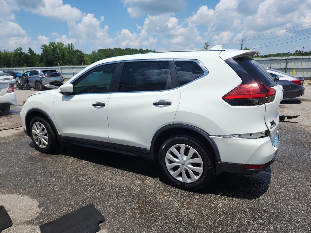2017 Nissan Rogue S - Image 2