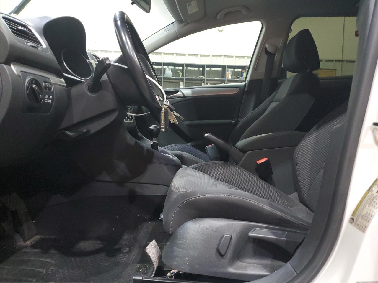 2012 Volkswagen Golf - Фото 7