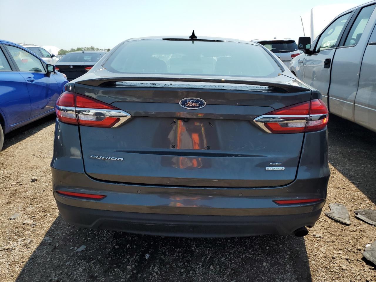 2020 Ford Fusion Se - Image 6