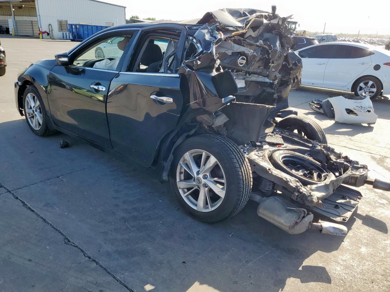 2015 Nissan Altima 2.5 - Image 2