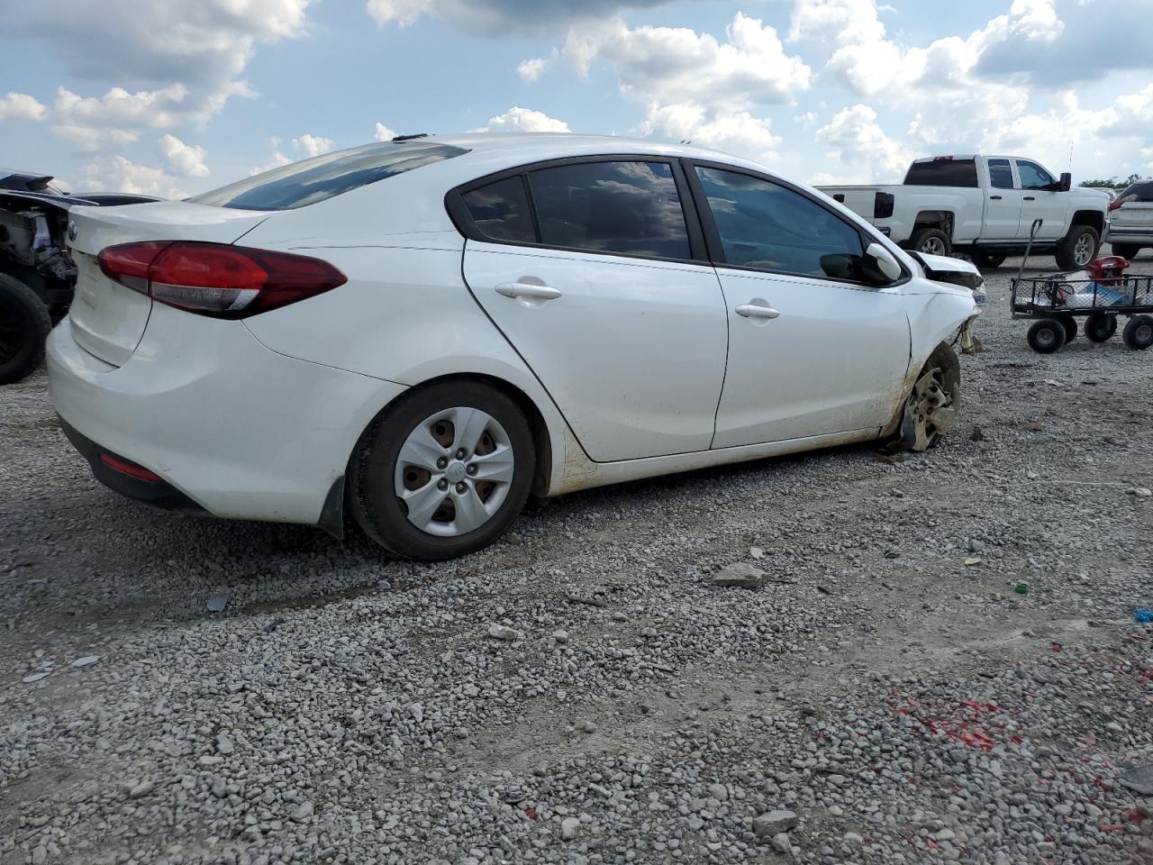 2017 Kia Forte Lx - Фото 3