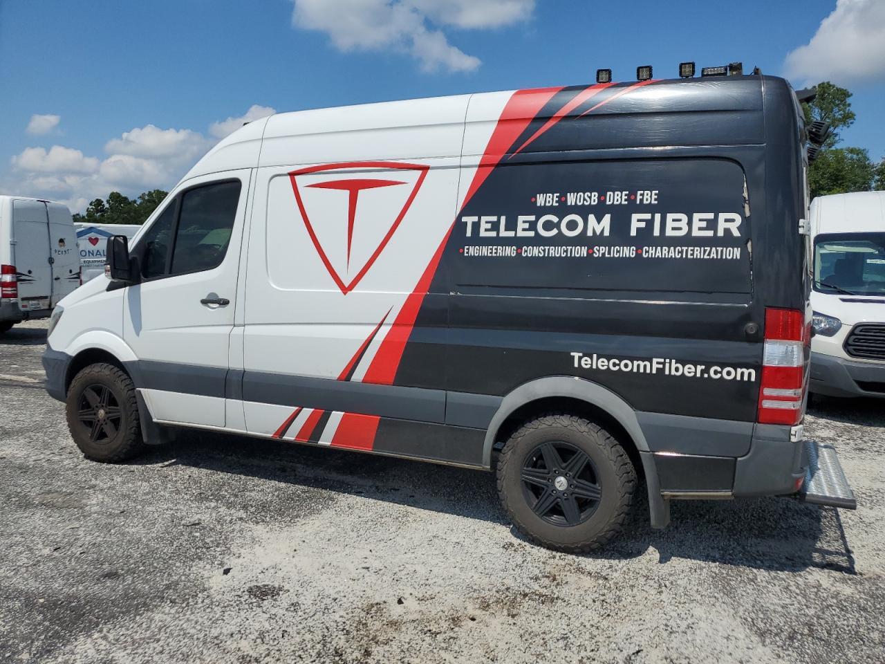 2017 Mercedes-Benz Sprinter 2500 - Фото 2