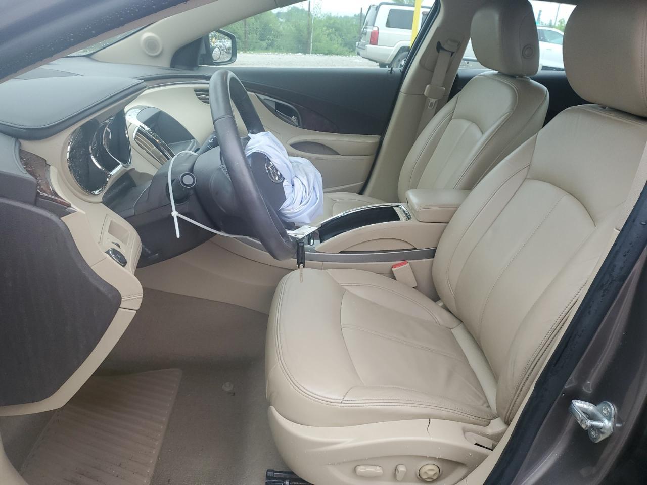 2012 Buick Lacrosse - Image 7