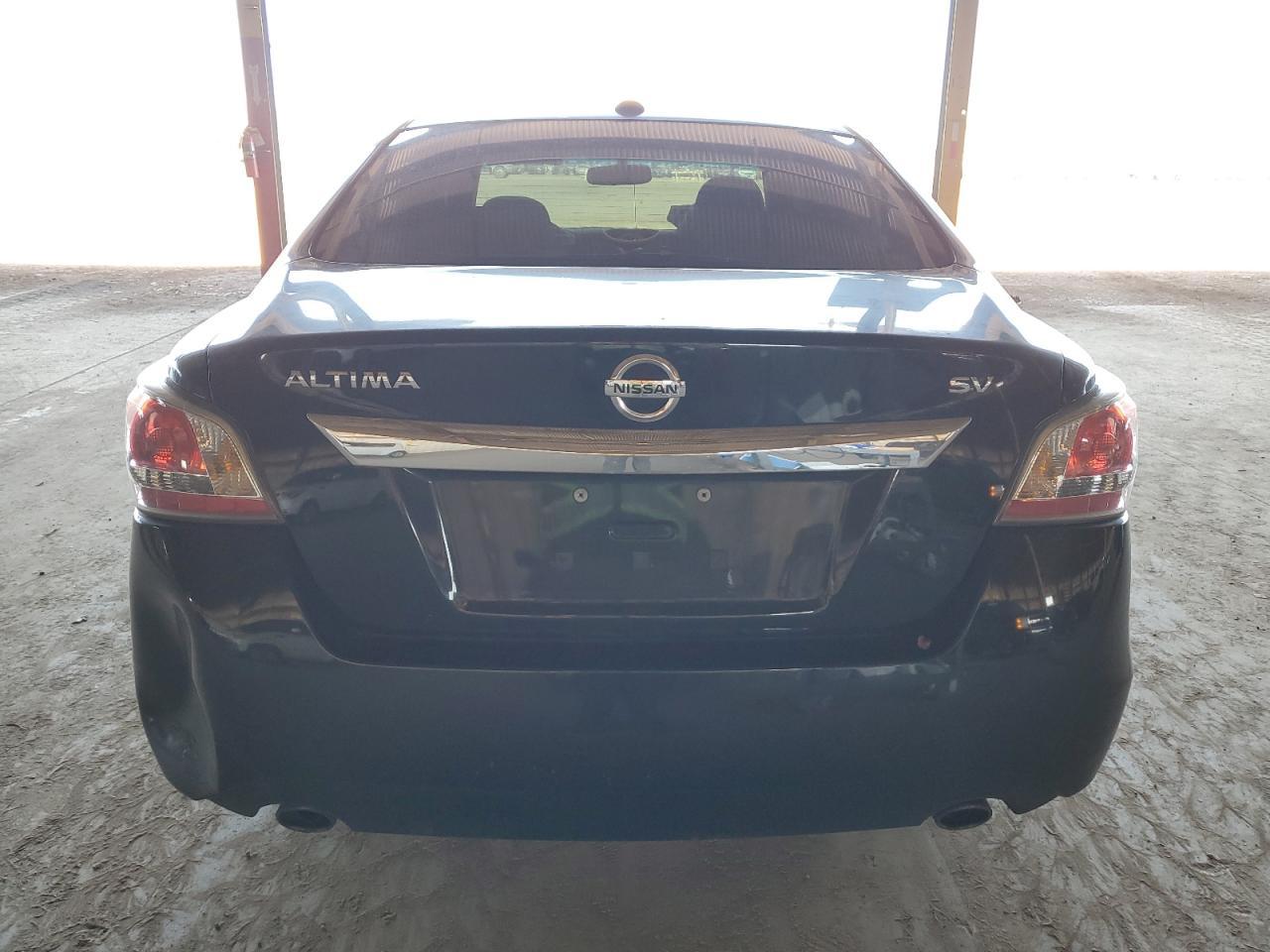 2015 Nissan Altima 2.5 - Image 6