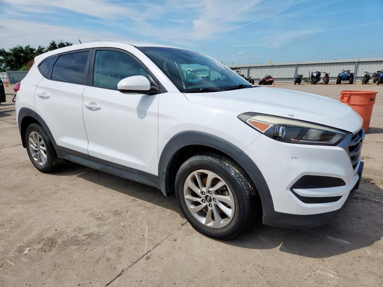 2017 Hyundai Tucson Se - Фото 4