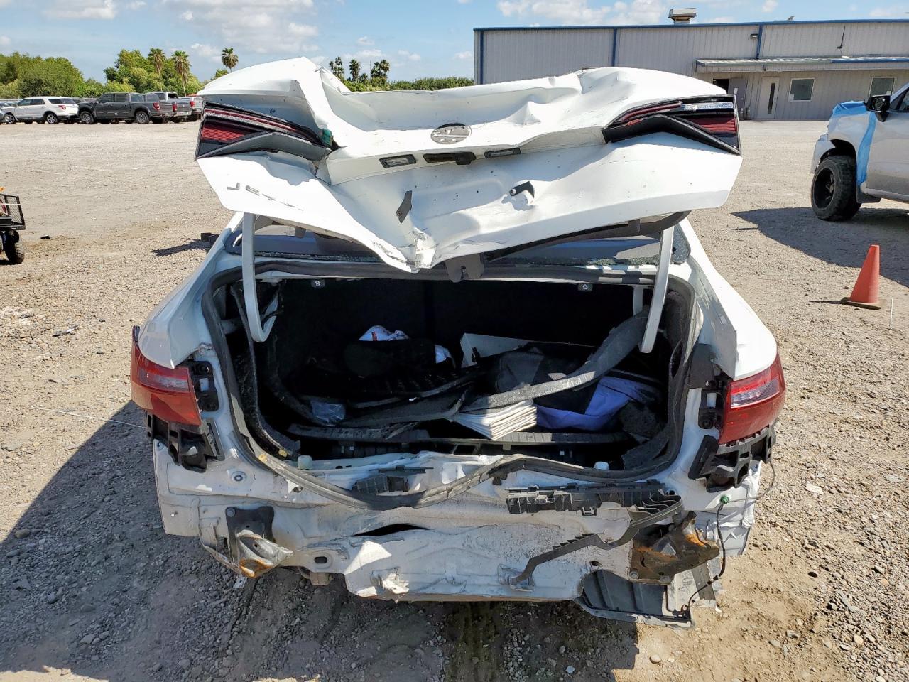 2023 Volkswagen Jetta Sport - Фото 6