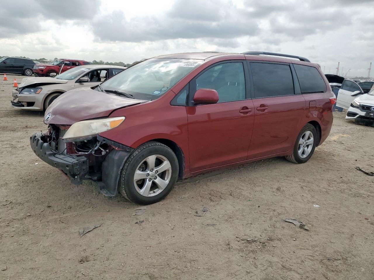 2015 Toyota Sienna Le