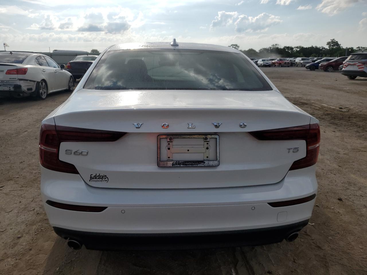 2020 Volvo S60 T5 Momentum - Фото 6