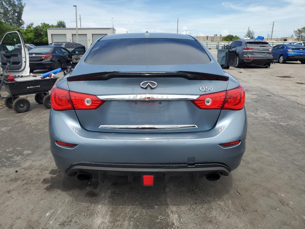 2017 Infiniti Q50 Premium - Image 6