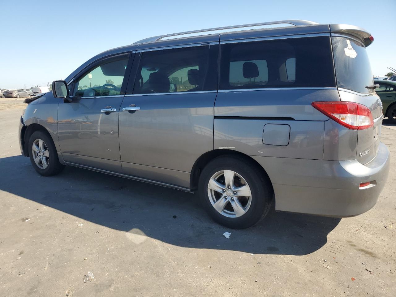 2016 Nissan Quest S - Image 2