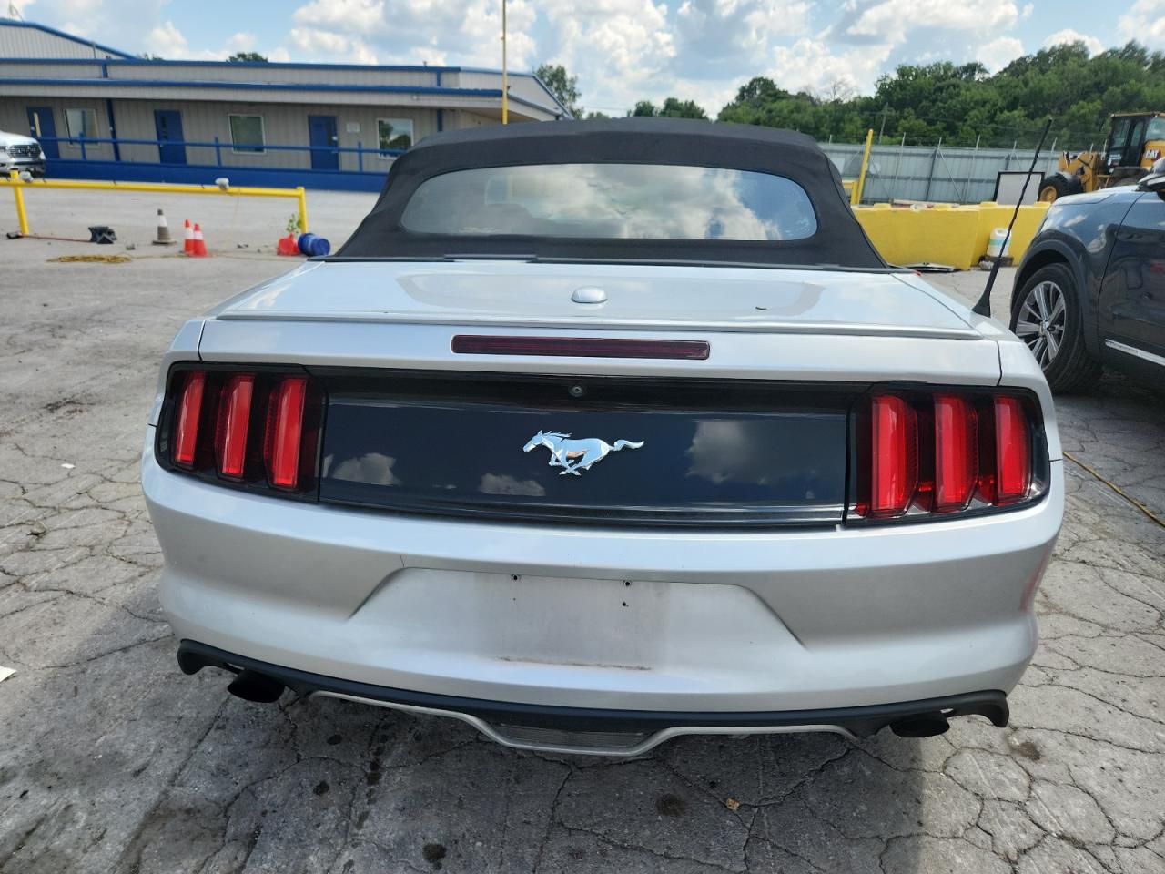 2017 Ford Mustang - Image 6