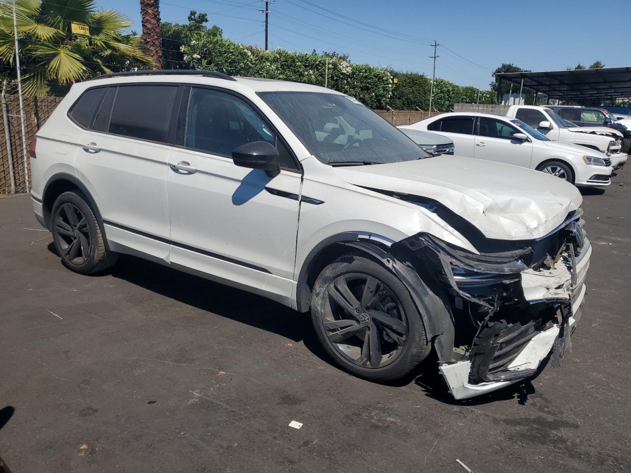 2024 Volkswagen Tiguan Se R-Line Black - Фото 4