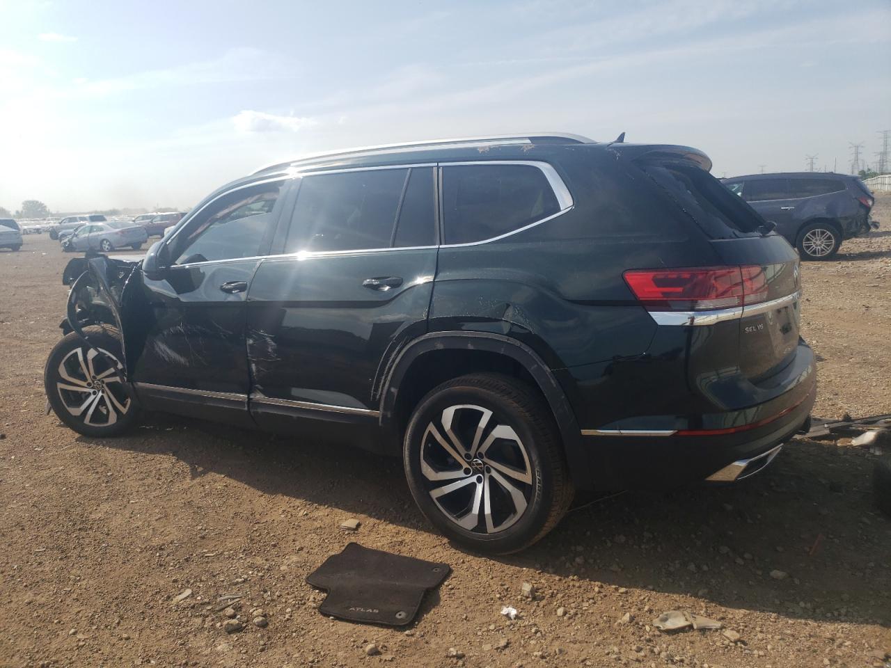 2021 Volkswagen Atlas Sel Premium - Фото 2
