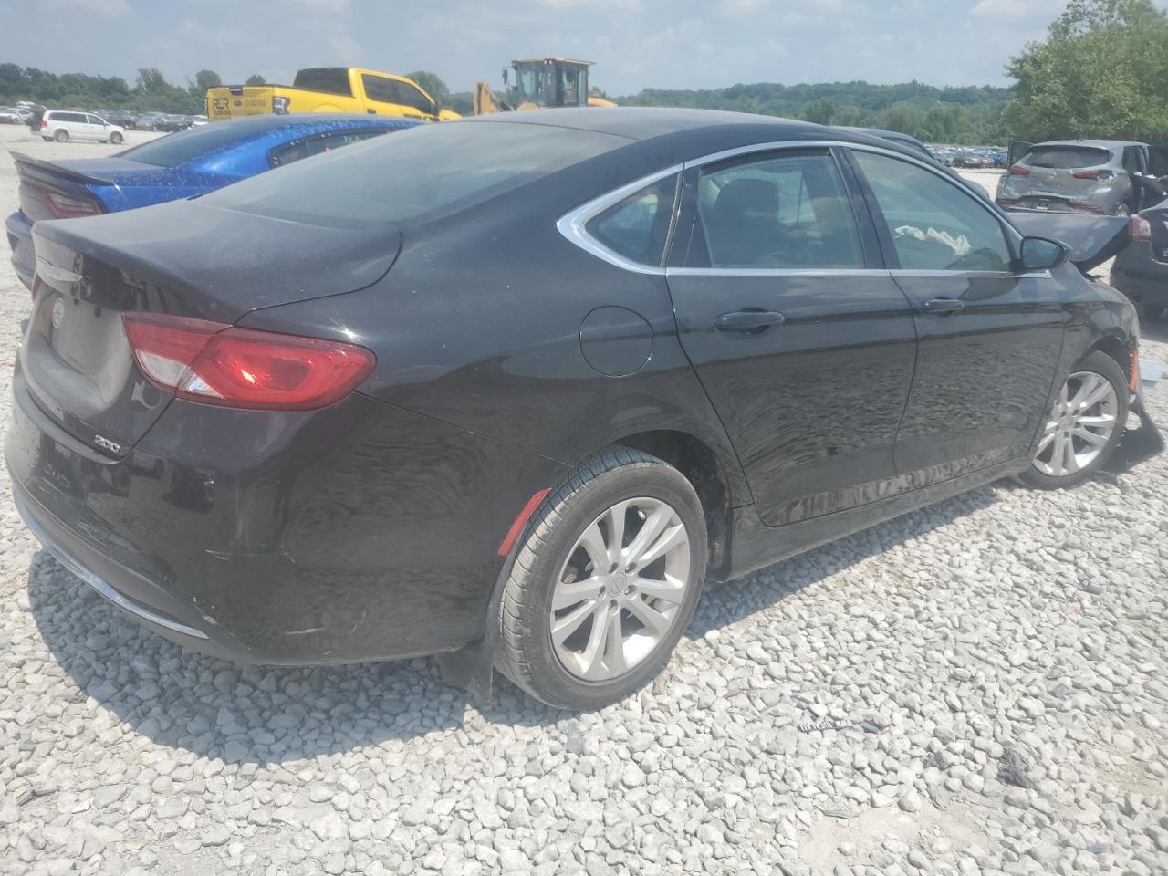 2015 Chrysler 200 Limited - Фото 3