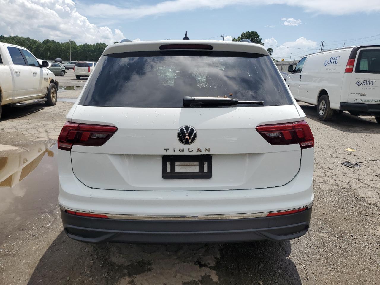 2022 Volkswagen Tiguan S - Фото 6