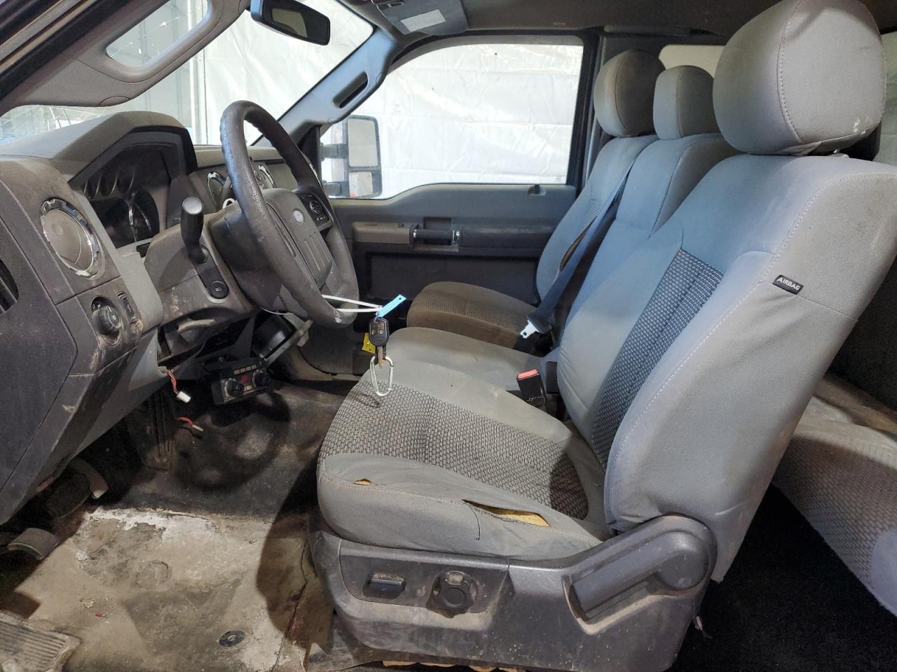 2016 Ford F250 Super Duty - Image 7