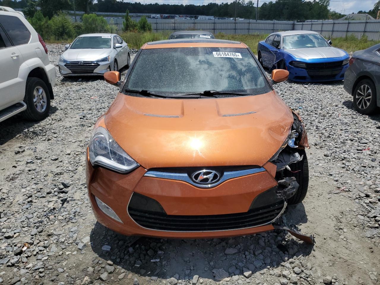 2014 Hyundai Veloster - Фото 5