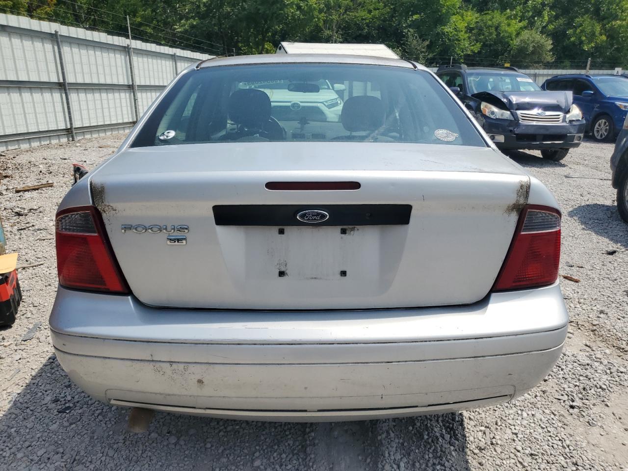 2007 Ford Focus Zx4 - Image 6