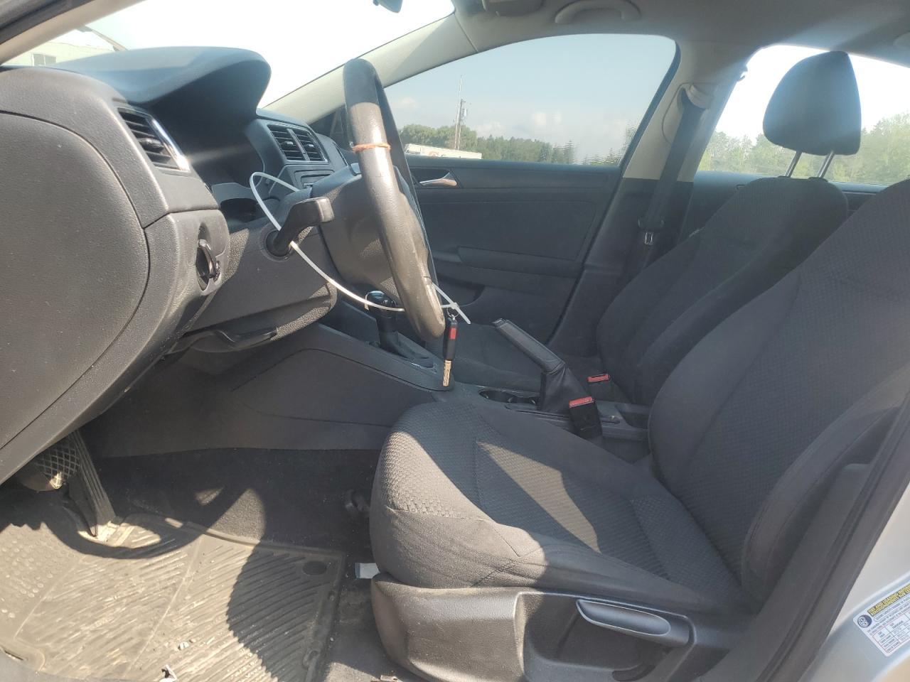 2011 Volkswagen Jetta Base - Image 7