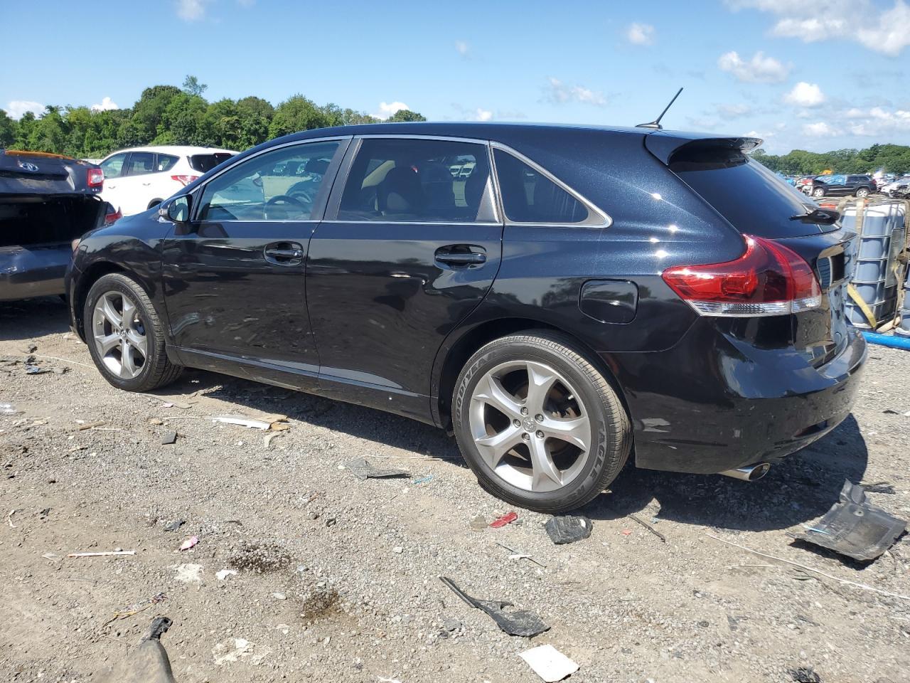 2013 Toyota Venza Le - Фото 2