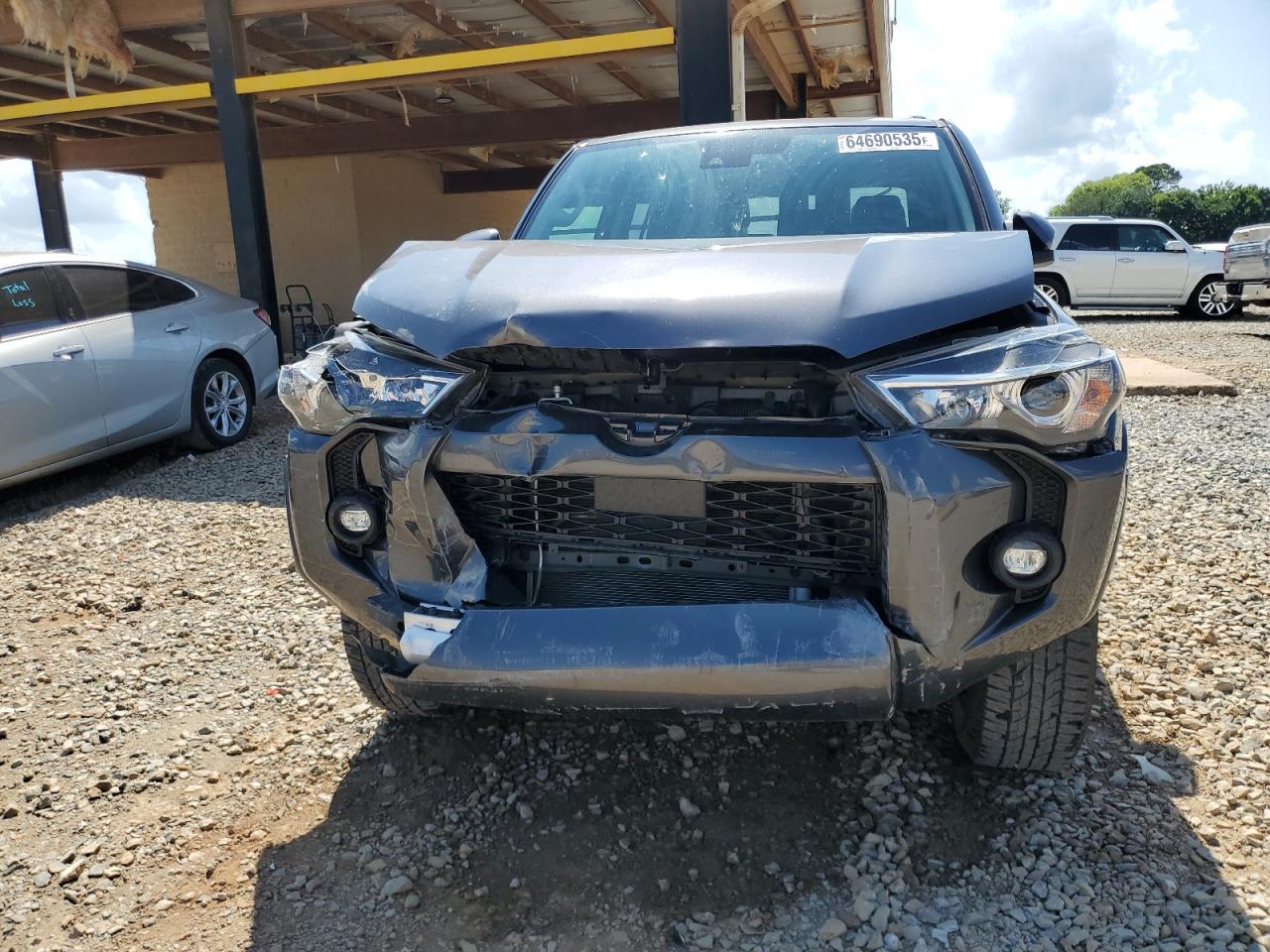 2021 Toyota 4Runner Sr5/Sr5 Premium - Image 5