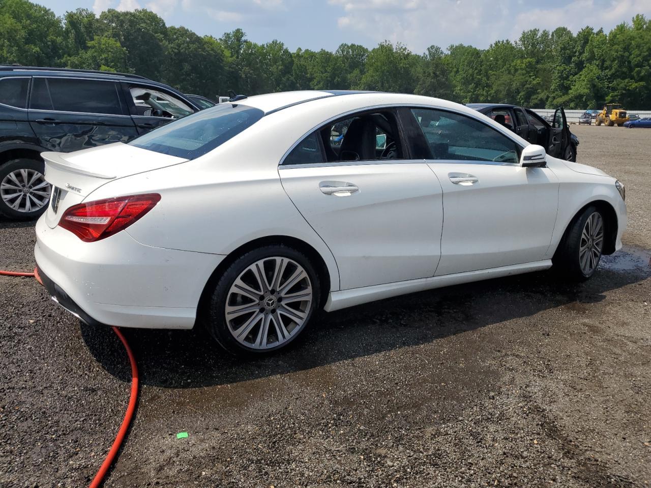 2019 Mercedes-Benz Cla 250 4Matic - Фото 3