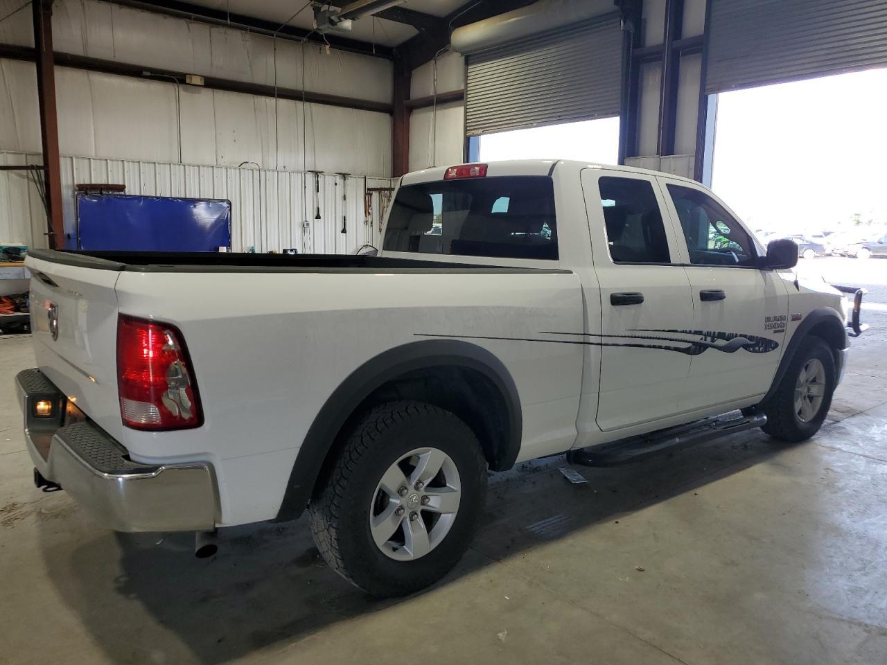 2019 Ram 1500 Classic Tradesman - Фото 3