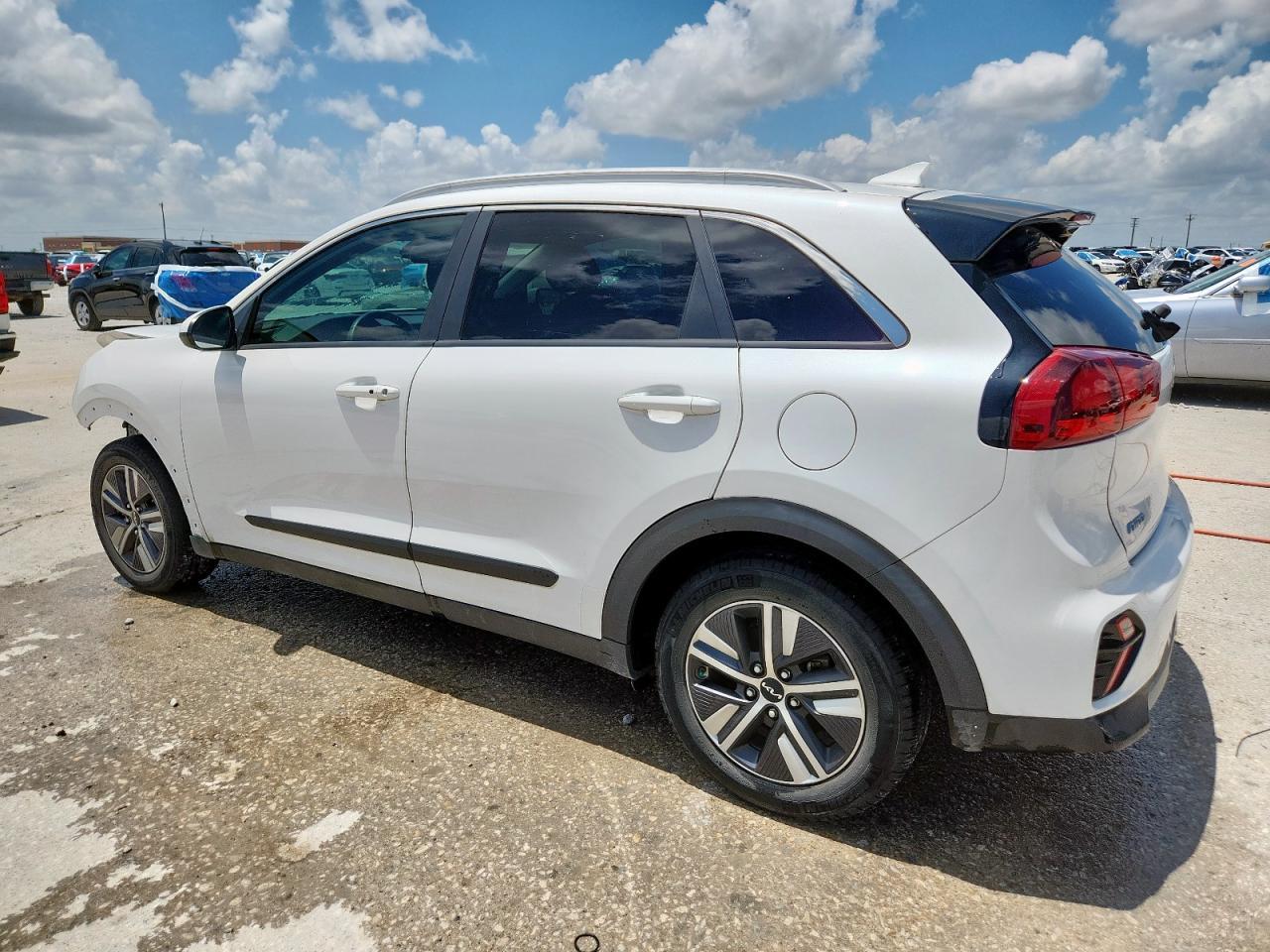 2022 Kia Niro Lx - Фото 2