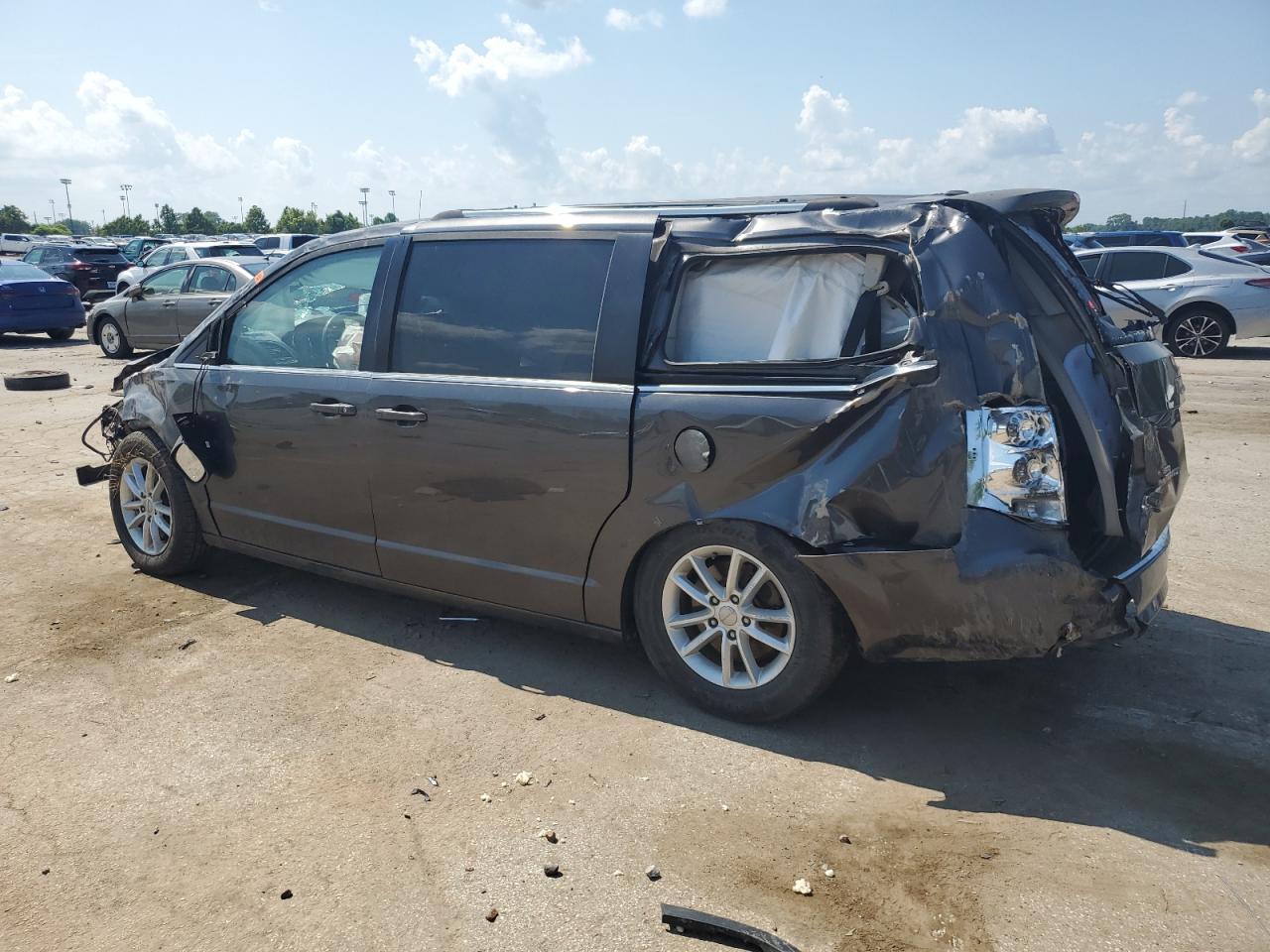 2018 Dodge Grand Caravan Sxt - Image 2