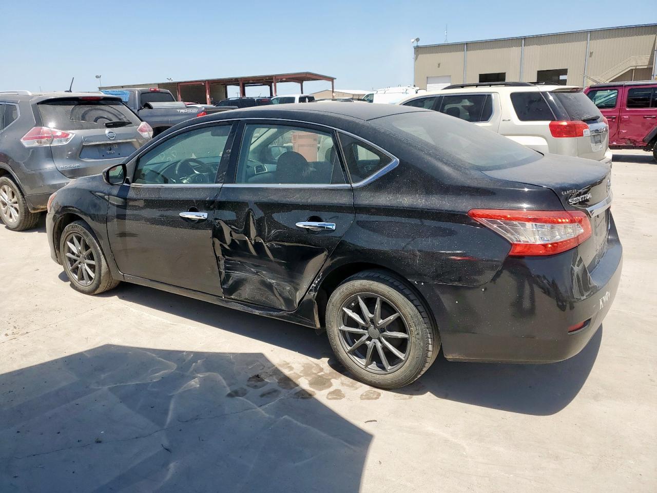 2014 Nissan Sentra S - Фото 2