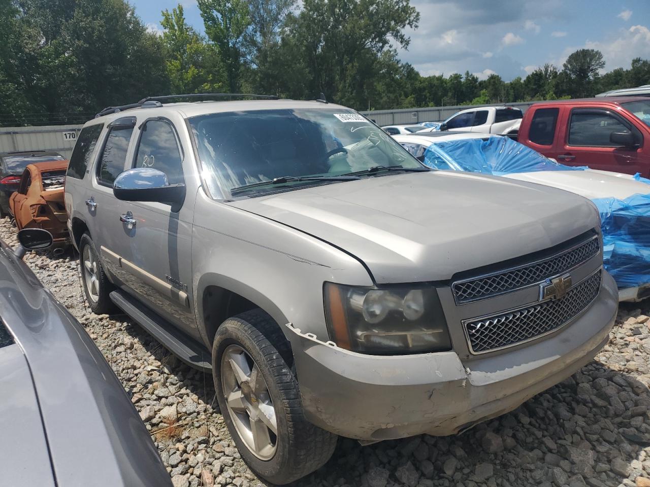 2008 Chevrolet Tahoe C1500 - Image 4