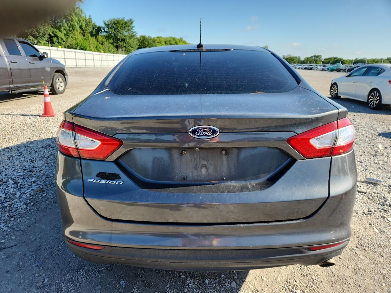 2015 Ford Fusion S - Image 6