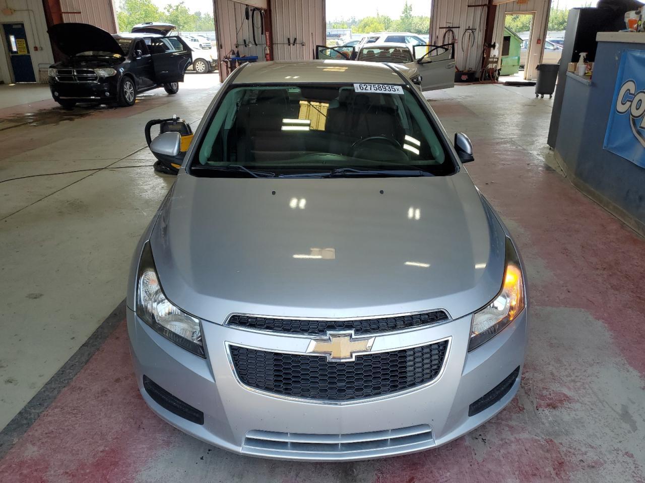 2013 Chevrolet Cruze Lt - Фото 5