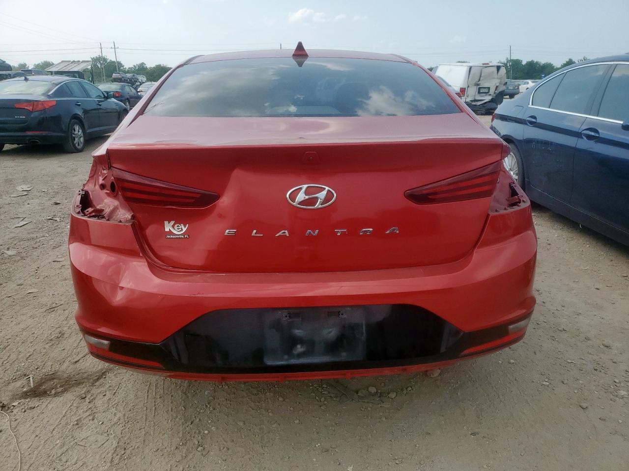 2019 Hyundai Elantra Sel - Image 6