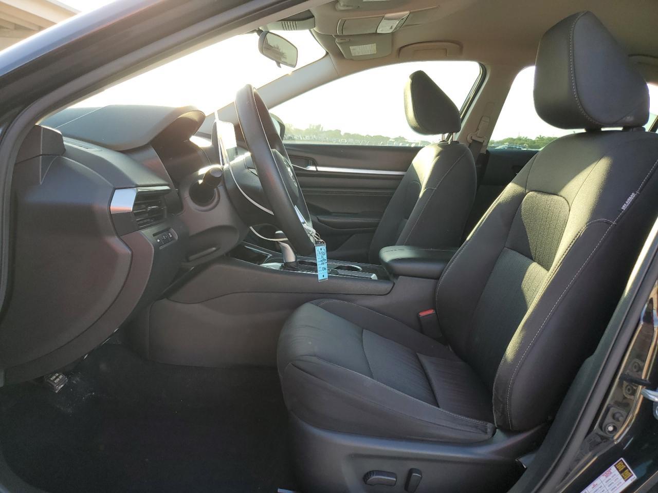 2021 Nissan Altima Sv - Image 7