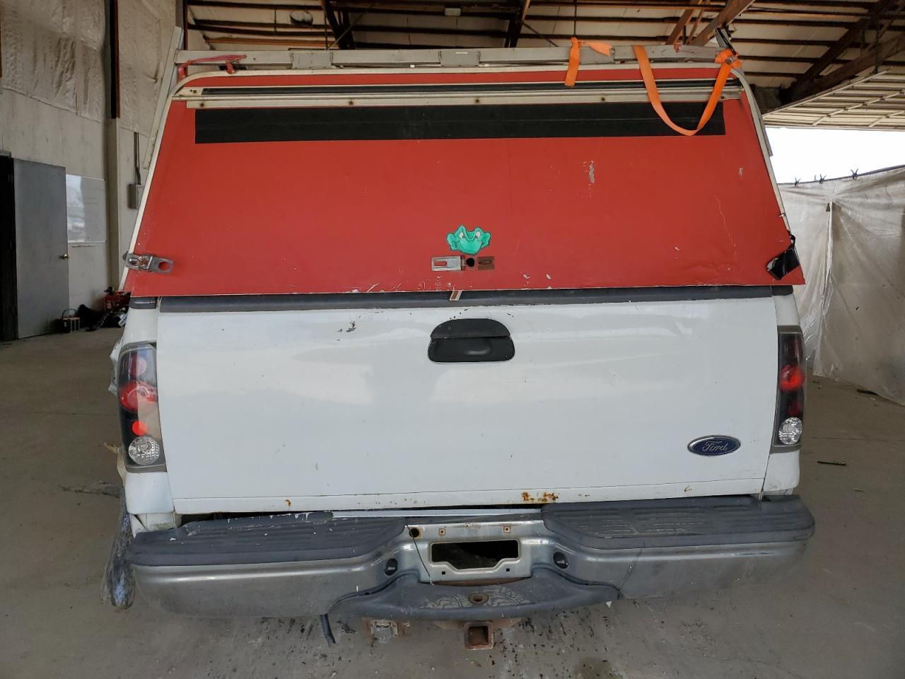 2004 Ford F250 Super Duty - Image 6