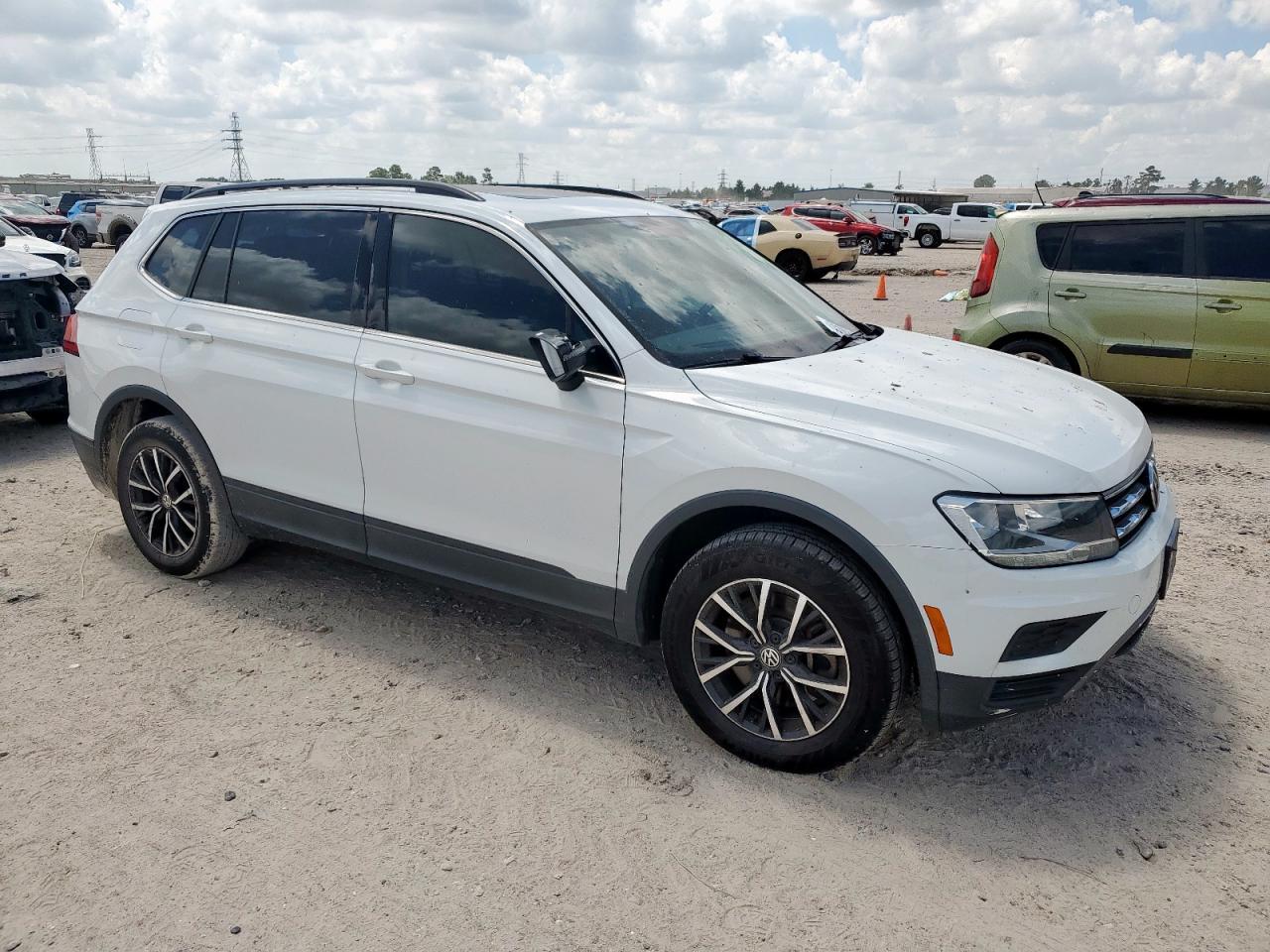 2019 Volkswagen Tiguan Se - Image 4