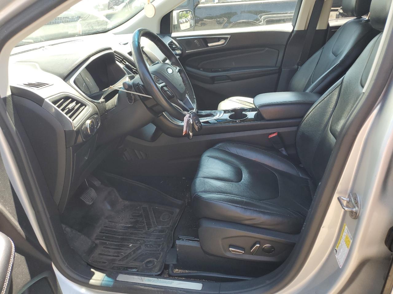 2016 Ford Edge Titanium - Image 7