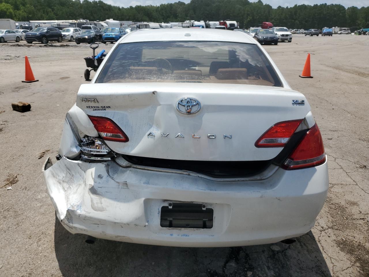 2010 Toyota Avalon Xl - Фото 6