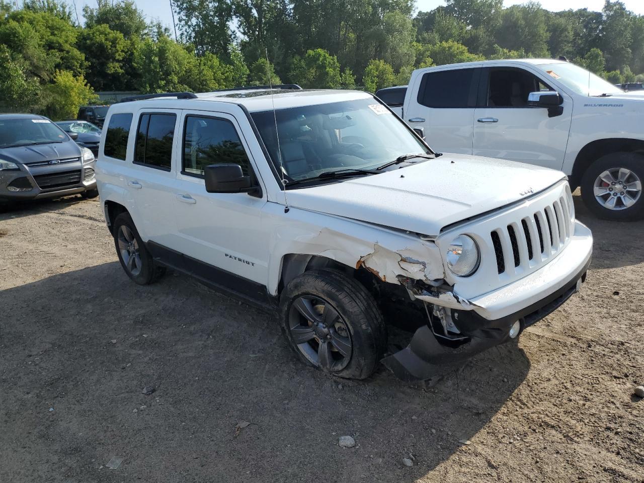 2015 Jeep Patriot Latitude - Фото 4