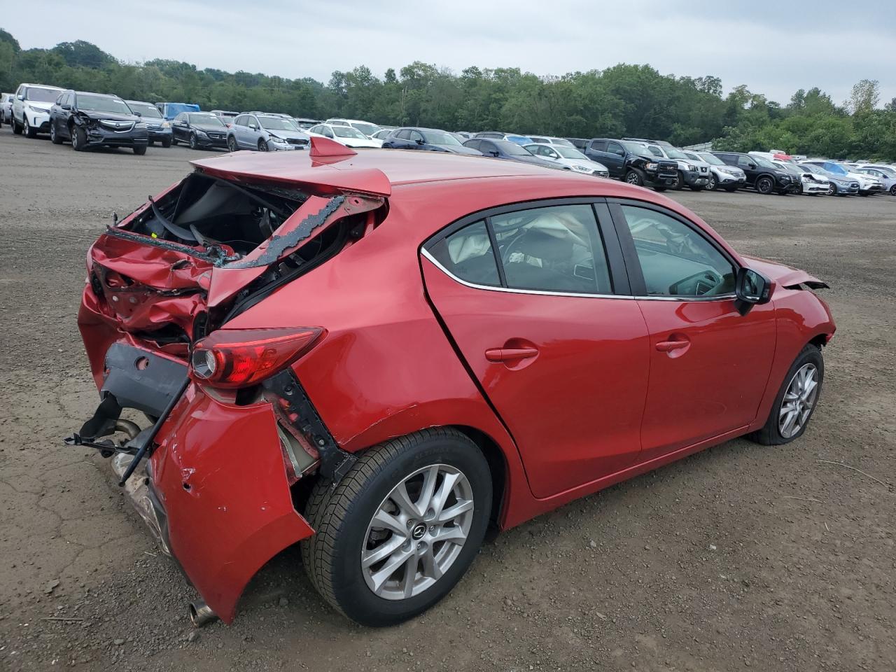 2015 Mazda 3 Grand Touring - Фото 3