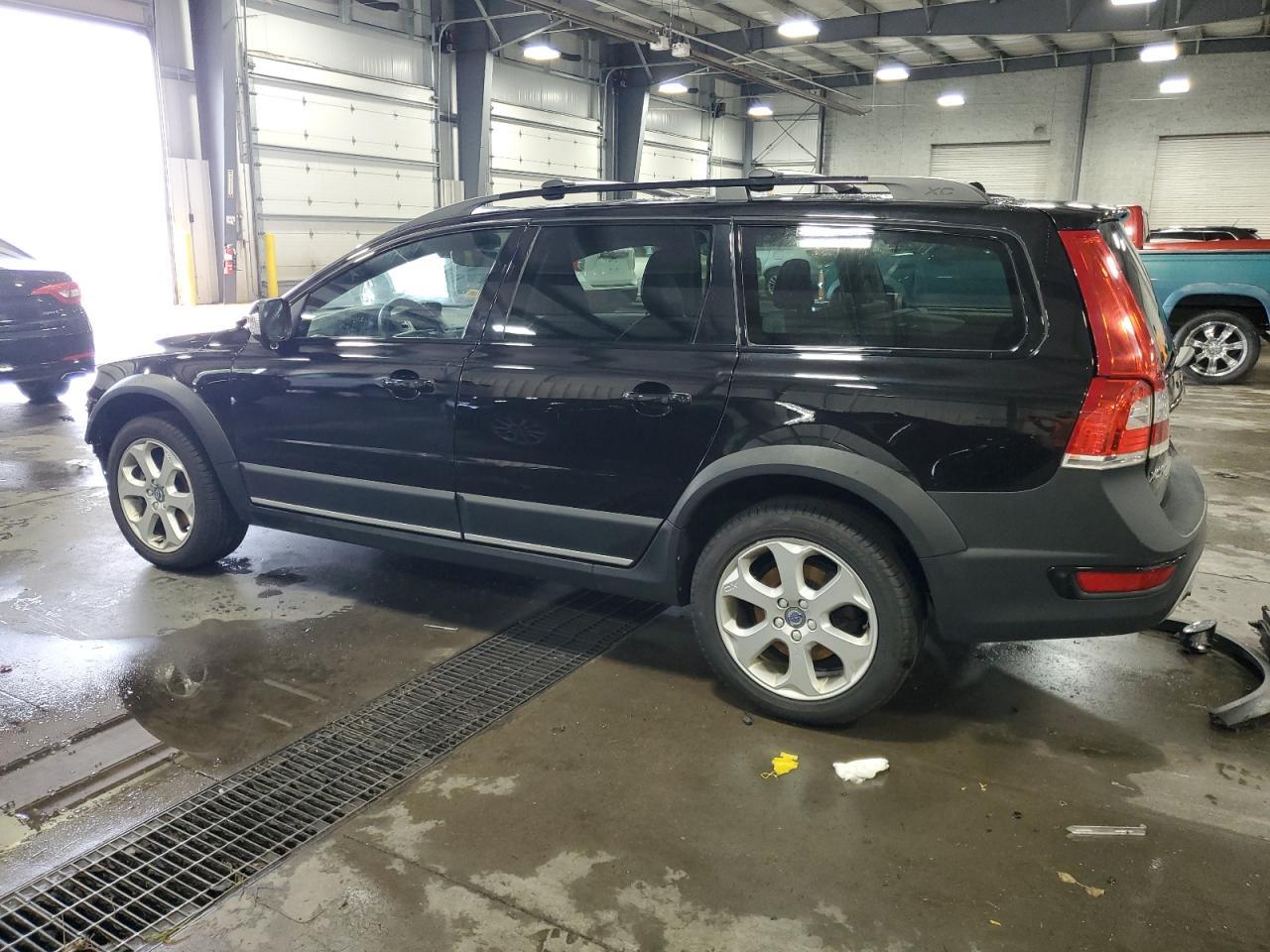 2016 Volvo Xc70 T5 Classic Premier - Фото 2