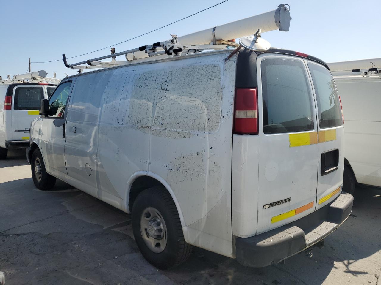 2011 Chevrolet Express G2500 - Image 2