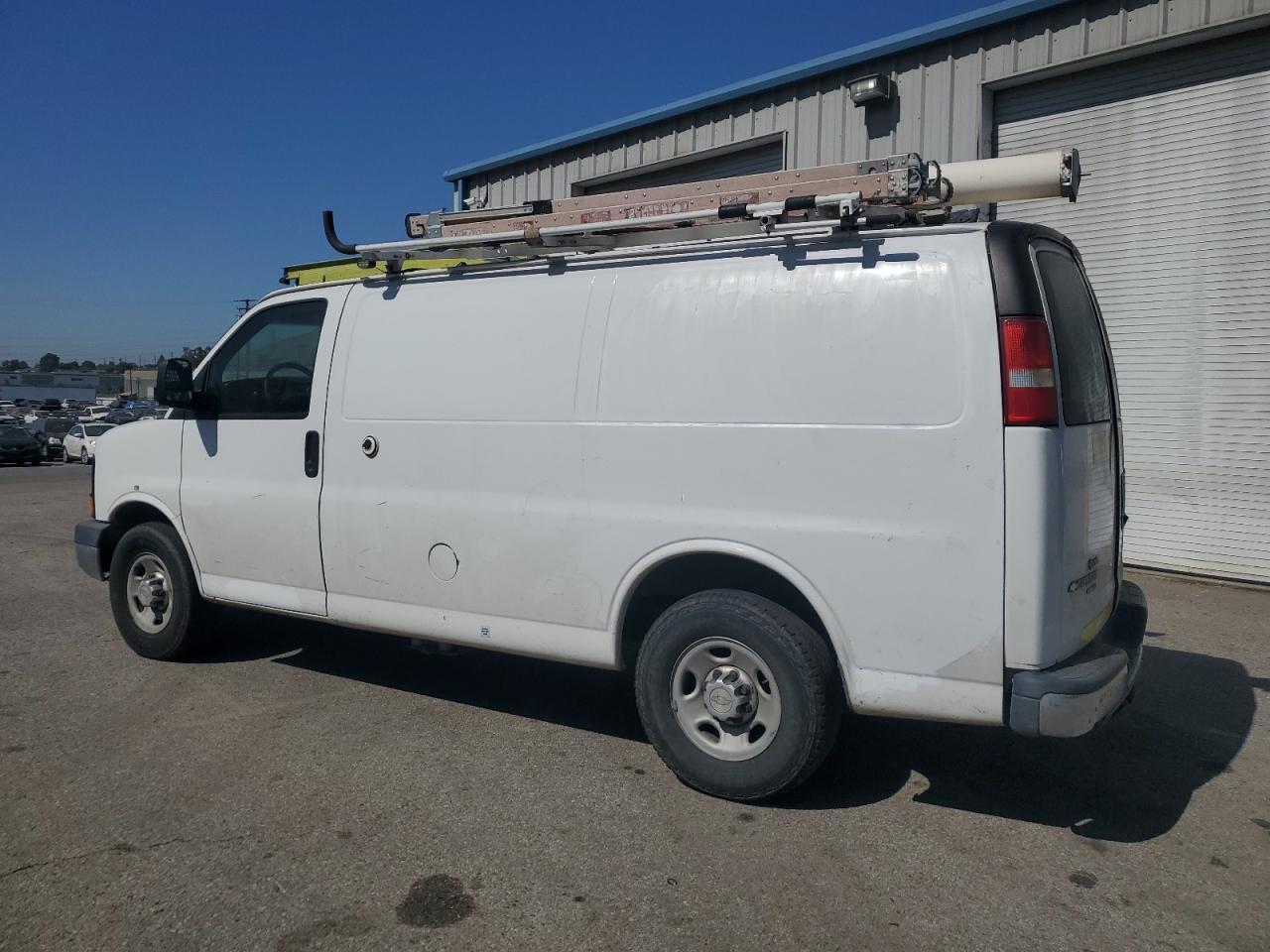 2014 Chevrolet Express G2500 - Фото 2