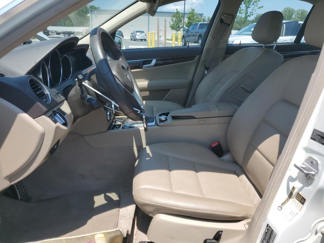 2012 Mercedes-Benz C 300 4Matic - Image 7
