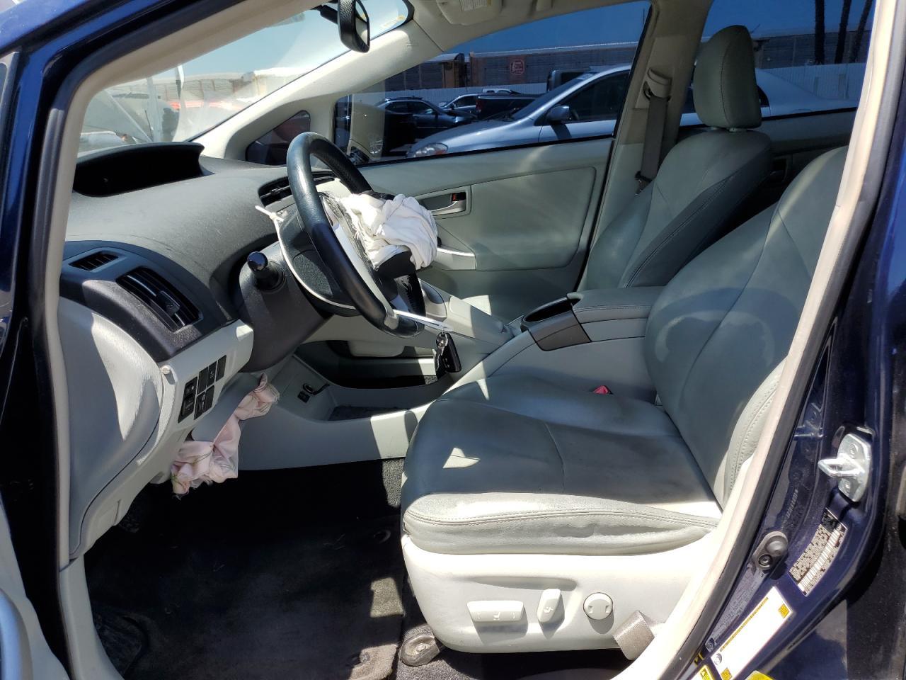 2012 Toyota Prius - Фото 7