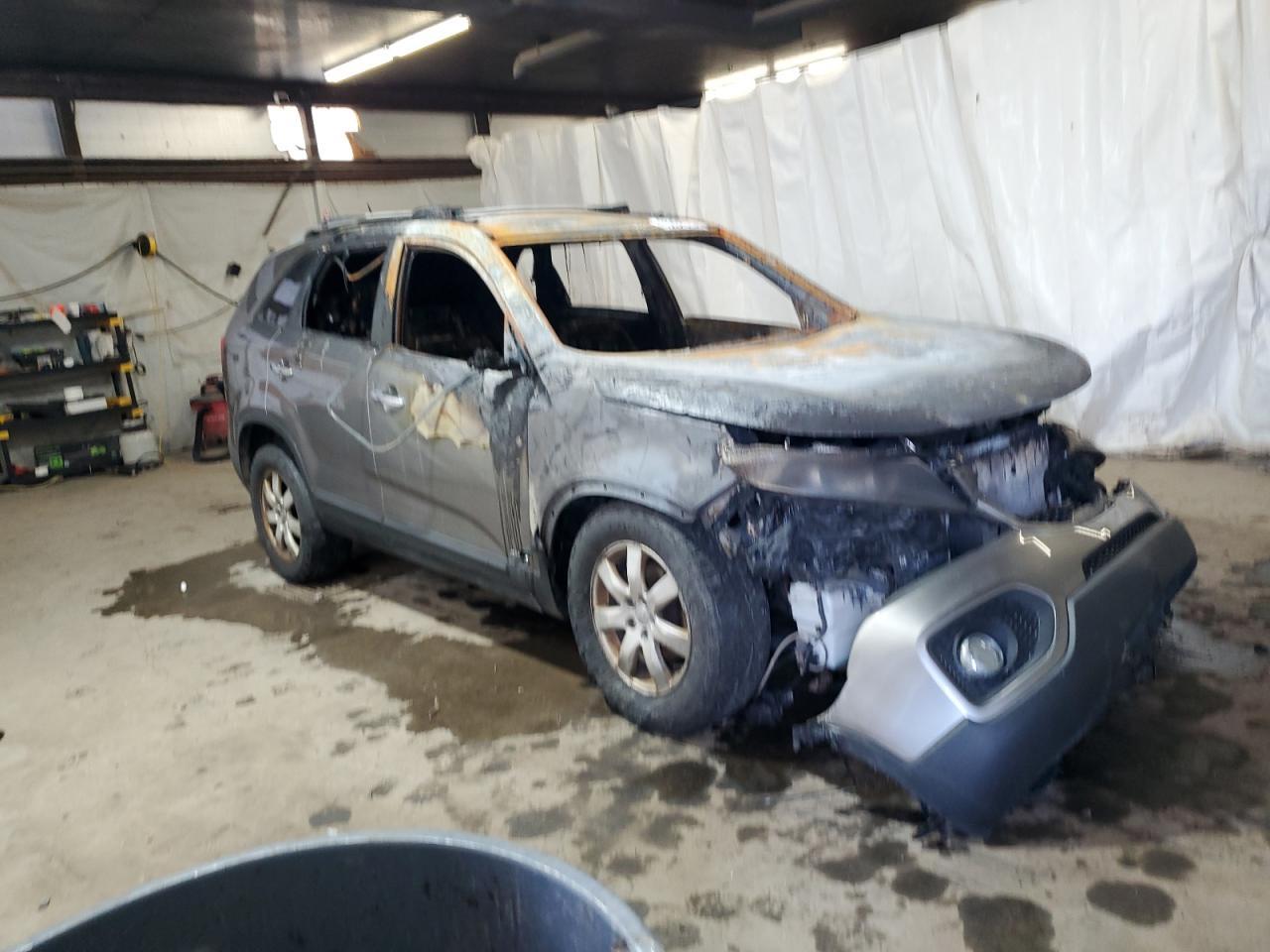 2012 Kia Sorento Base - Фото 4