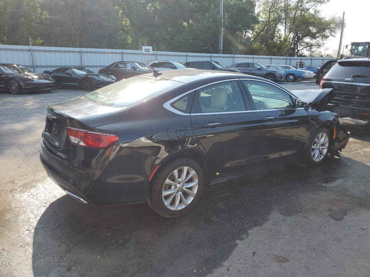 2015 Chrysler 200 C - Image 3